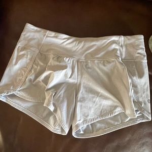Lululemon white size 8 shorts